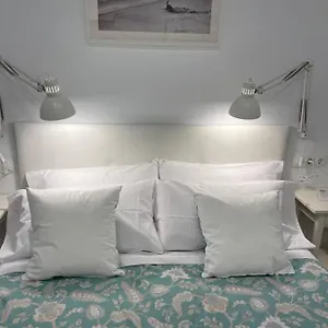 https://nuestro-rinconcito-del-soho.1costadelsol.com